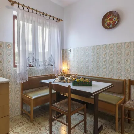 Διαμέρισμα 13 Valtura