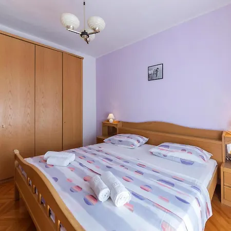 Amazing In With Kitchen